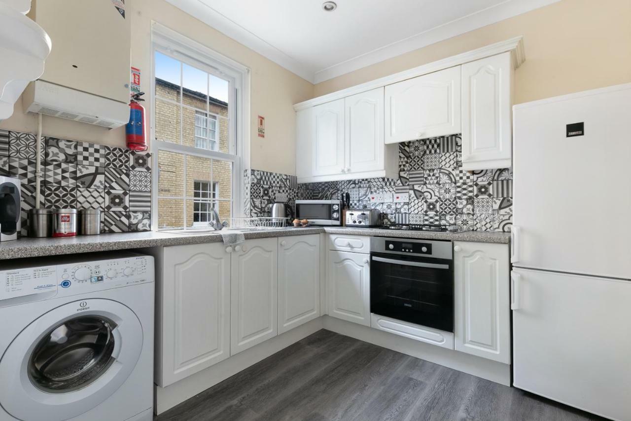 Stylish Cottage - Parking - Garden - Sleeps 6 Cambridge  Esterno foto