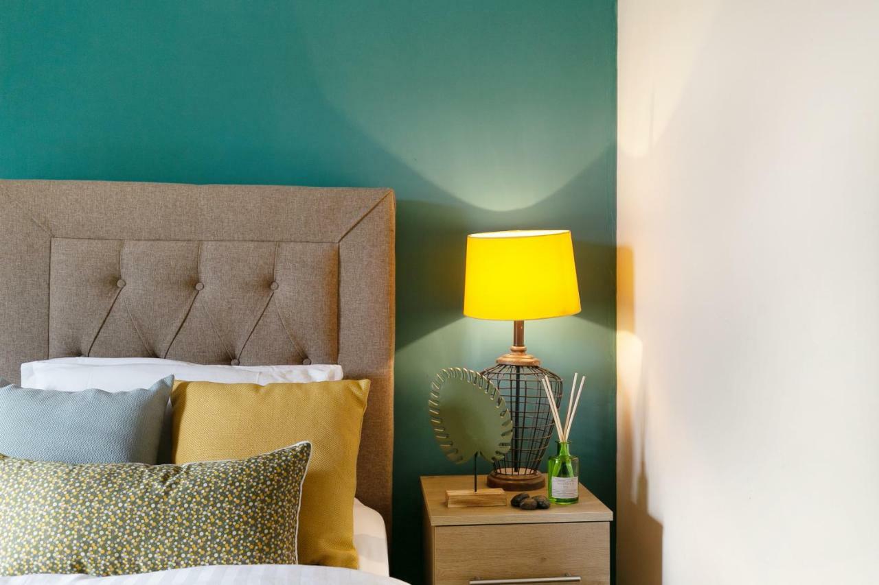 Stylish Cottage - Parking - Garden - Sleeps 6 Cambridge  Esterno foto